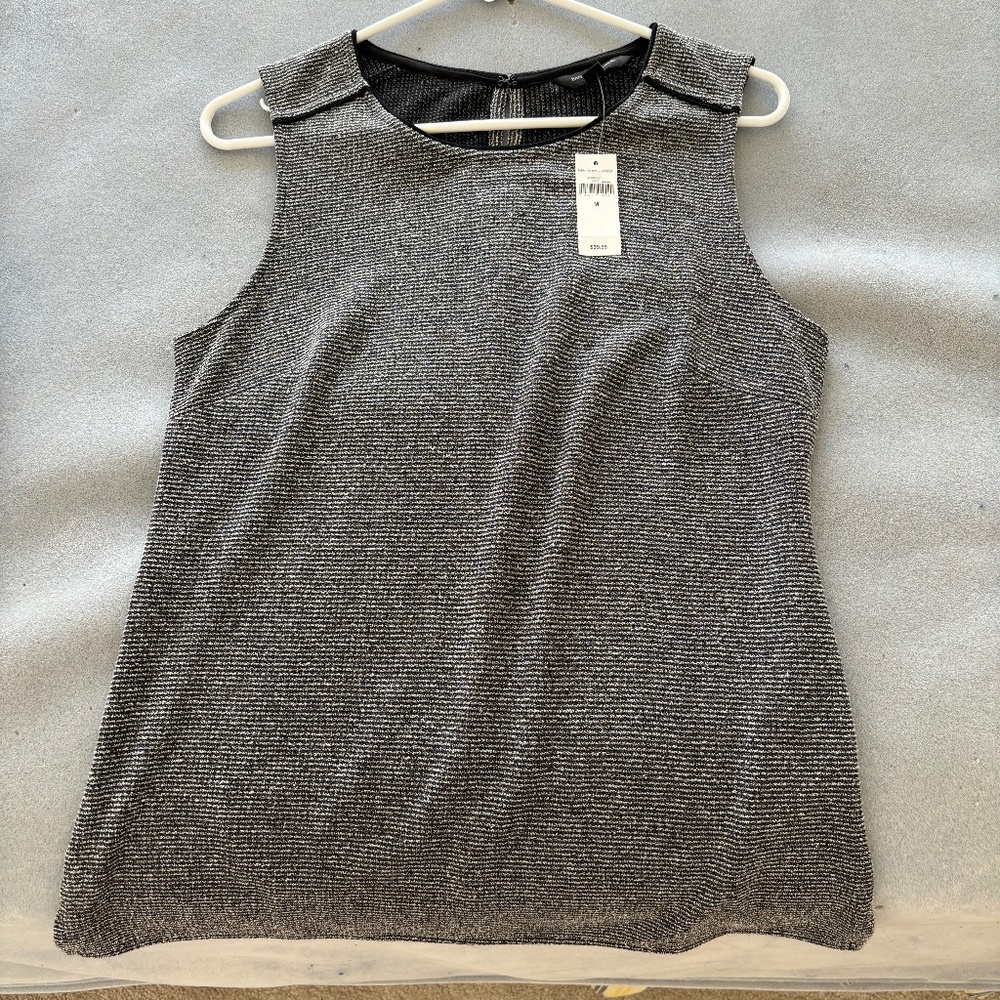Banana Republic sleeveless shirt